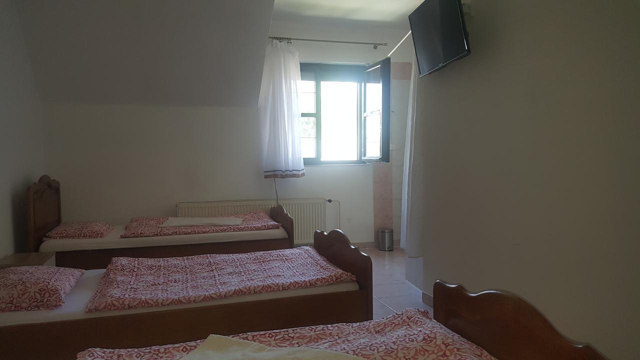 Ivanka pri Dunaji Motel Kotva المظهر الخارجي الصورة