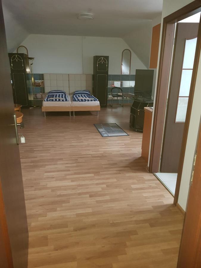 Ivanka pri Dunaji Motel Kotva المظهر الخارجي الصورة